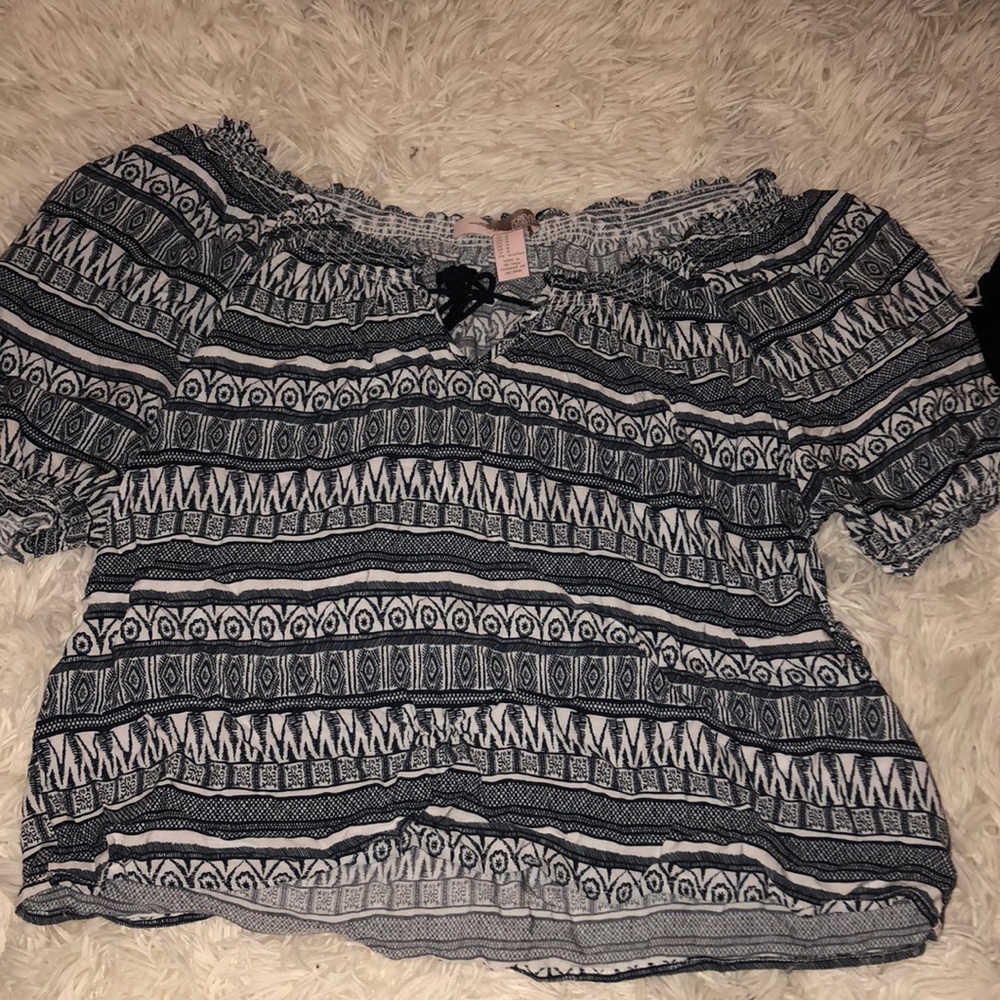 Pattern off the shoulder top